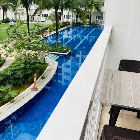 Shore Residence D7 Near Mall Of Asia & Airport Манила Экстерьер фото