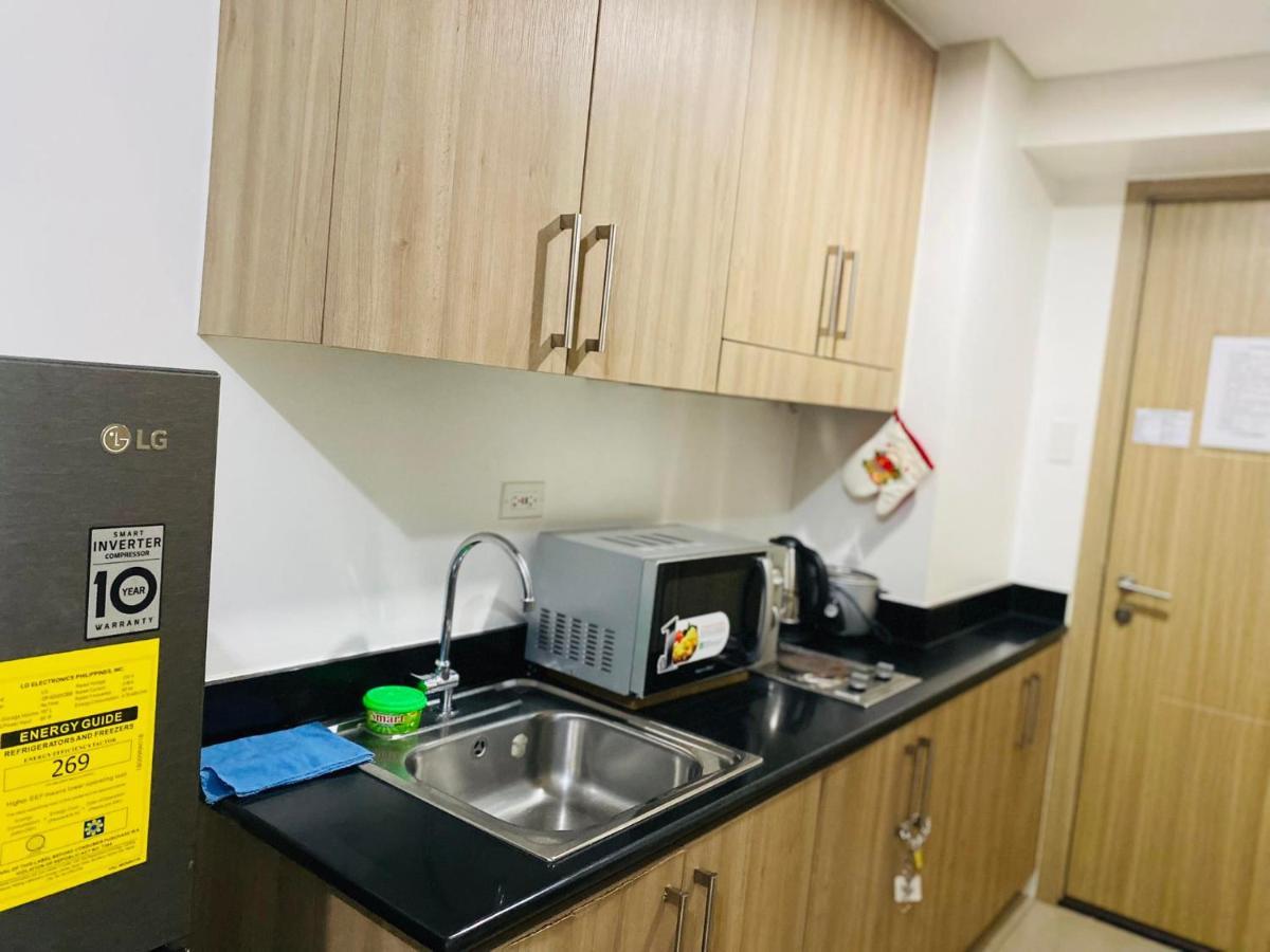 Shore Residence D7 Near Mall Of Asia & Airport Манила Экстерьер фото